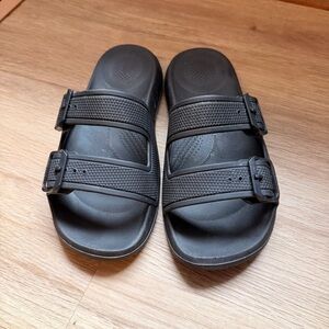 Fitflop Textured Black Sandals